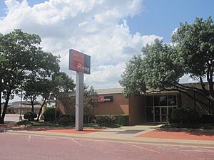 Wells Fargo Bank, Post, TX IMG 4640
