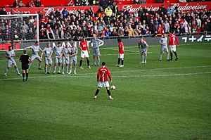 2009-3-14 ManUtd vs LFC Ronaldo Freekick Back