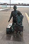 Child Migrant statue, Fremantle.JPG