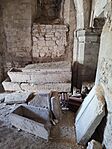 Cmglee Cambridge Barnwell Priory inside coffins