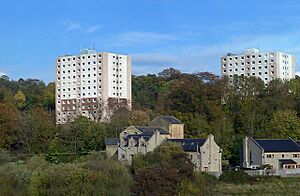Flats At Crosley Wood Road, Bingley (geograph 5967274)
