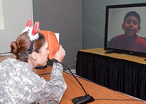 Flickr - The U.S. Army - Multi-National Division - Baghdad Soldiers talk to their children over video teleconference