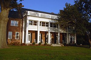 HOLLY KNOLL