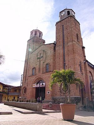 Iglesia de San Antonio de Padua de Yalí.jpg