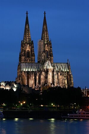 Kölner Dom abends