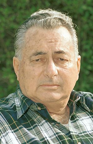 Moshe Shamir 1991 Dan Hadani Archive.jpg