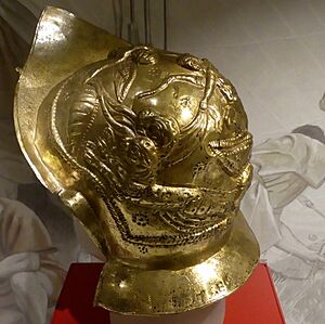 Newstead Helmet 5