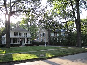 Oakwood Ave Houses