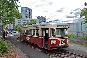Portland 813 at Willamette Shore Trolley's Bancroft St terminus, May 2010