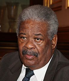 Ralph T. O'Neal (cropped)