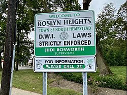 A Welcome sign to Roslyn Heights on Mineola Avenue, as seen on September 27, 2020.