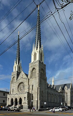 St Paul's Catholic Church (San Francisco) (2).jpg