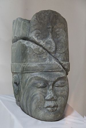 Turkic Head of Koltegin Statue (35324303410)