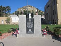Veterans Monument, Raton, NM IMG 4981