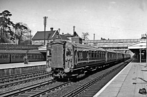 Weybridge station geograph-2386531-by-Ben-Brooksbank