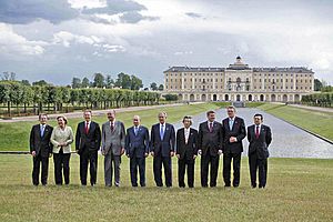 World leaders at the 32nd G8 Summit, Strelna, Russia - 20060716