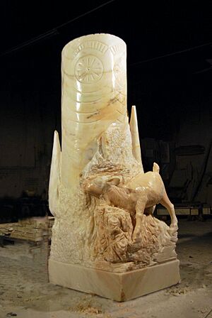 Ataecina. Mármol del artista Pedro Roque DSC 0572r1