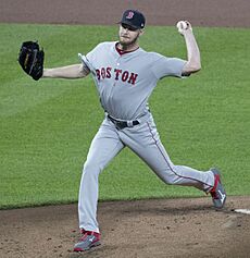 Chris Sale in 2017 (37215240281) (cropped)