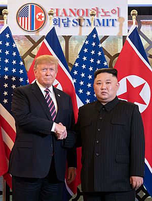 Donald Trump and Kim Jong-un (33352861498) (cropped)