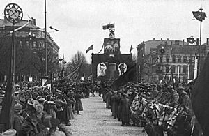 Holiday decorations to May 1. 1919. Riga (1)
