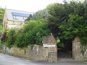 Holy Trinity Church Beaminster Dorset.jpg