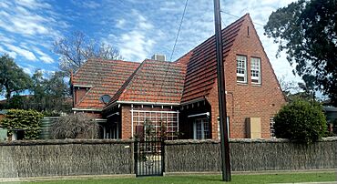 House in Lockleys, South Australia.jpg