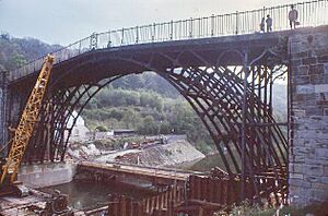 Ironbridge bridge being repaired in 1974 - geograph.org.uk - 126337