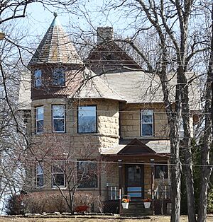 MerrittBlackHouseKaukaunaWI