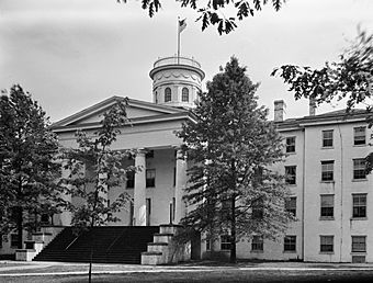 Pennsylvania Hall, Gettysburg College.jpg