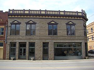 Salyersville Bank building; Salyersville, Kentucky