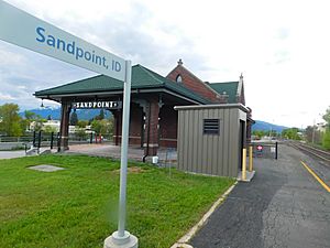 Sandpoint station