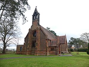 St Elizabeth's Church, Ashley 02.jpg