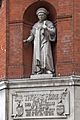 Statue at Thomas More Chambers.jpg
