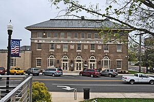 U.S. POST OFFICE AND COURTHOUSE, COOKEVILLE, PUTNAM COUNTY, TN