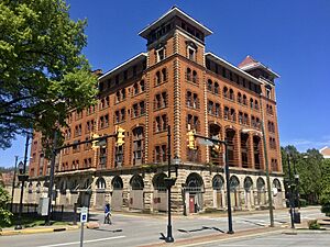 Waldo Hotel, Clarksburg, West Virginia - 20200510
