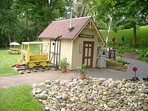 Woodcliff Depot (2790920082)