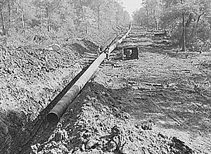 Big Inch pipeline being laid, 1942