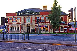 Bowling Green Inn (1), 2 Bowling Street, Hollinwood, Oldham (geograph 3115815)