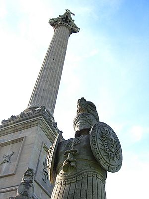 Brock's Monument in 2010, Queenston, Ontario.jpg