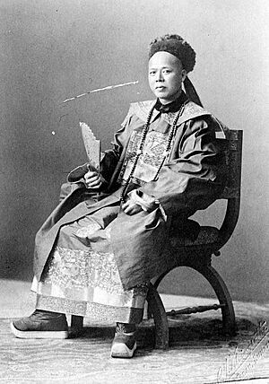 COLLECTIE TROPENMUSEUM Studioportret van Tjong A Fie Majoor der Chinezen in Medan TMnr 10018656