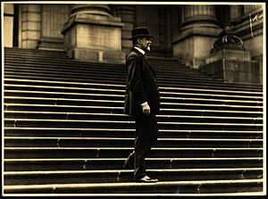 Deakin leaving Parliament House