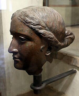 Epoca tolemaica o romana, testa femminile, forse arsinoe III (210 ac ca.) o afrodite (I secolo ac) 02