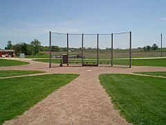 FldofDrmsPtcrMound051904
