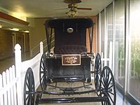 Historical carriage in Jackson County, TX, Courthouse IMG 1018