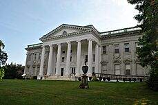 I Staatsburgh State Historic Site, NY, USA (2).jpg