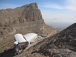 Iran - Esfehan - Soffeh view ^ Telecabin station - panoramio