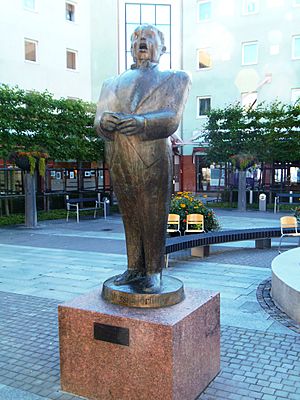 Jussi Björling (statue)