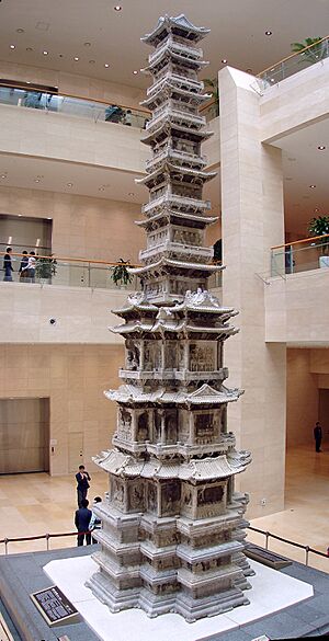 Korea-Seoul-National Museum Gyeongcheonsa Pagoda 0187&8-06