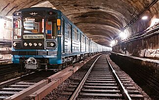 Metro train 81-717.5M-714.5M 2606 in tunnel
