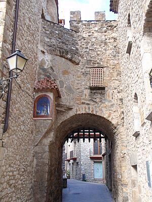 Portal de baix Sant Llorenç de la Muga